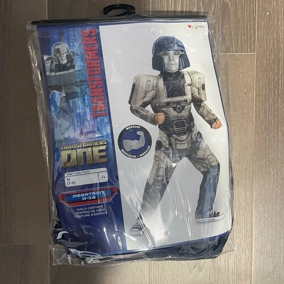 Disguise Transformers one Megatron D-16 deluxe child Costume. NWT various sizes